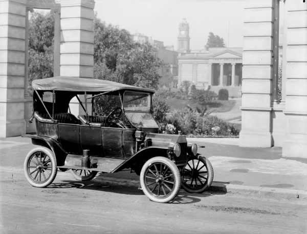 How many model t were built by ford #7